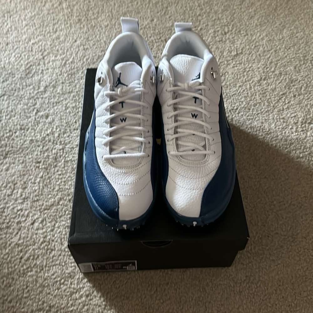 Jordan 12 Golf spikes